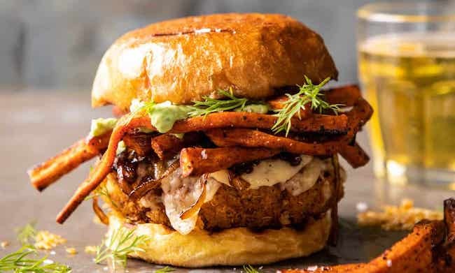 crispy burger | Nomad's Table